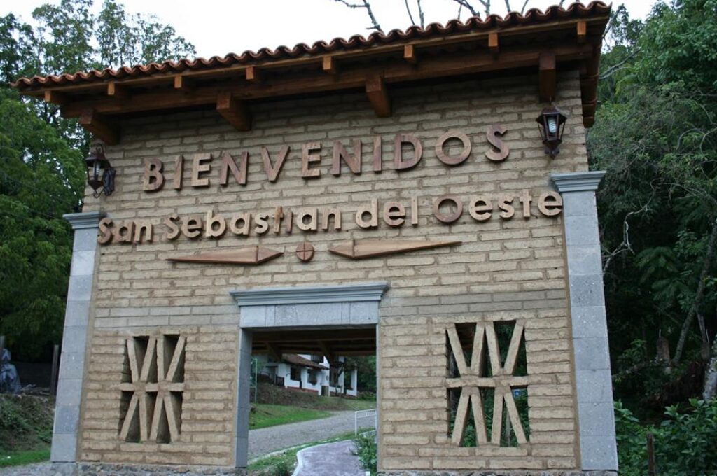 SAN SEBAST DEL OESTE v2